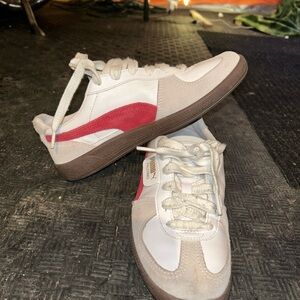 Puma White and Red Sneakers
